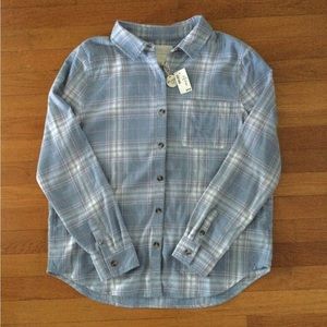 Aeropostale soft flannel top, blue w/pink, white colors, size L, brand new